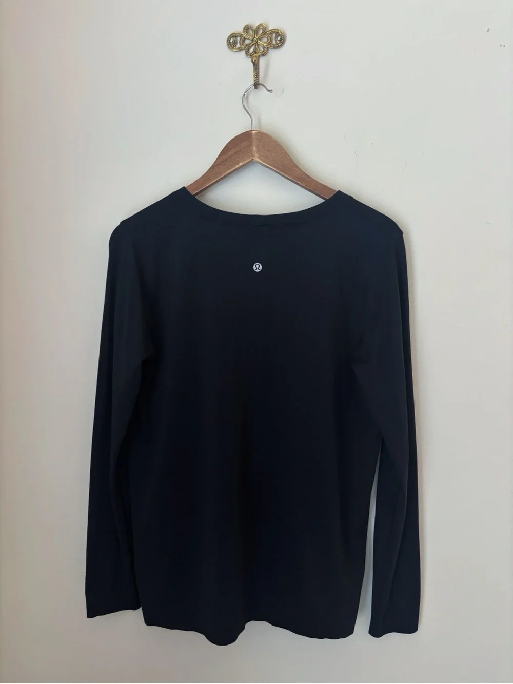 Lululemon Black Long Sleeve Swiftly Top Sz 10